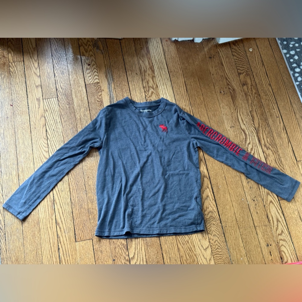 abercrombie kids Gray Long Sleeve Shirt - Size 11/12